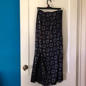 Maxi skirt